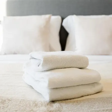 Warta River Glamour By Bookinghost * Poznan